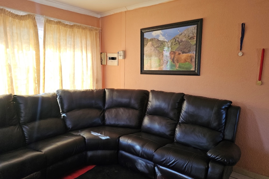 3 Bedroom Property for Sale in Tlhabane West North West